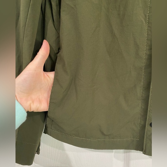 ZARA DARK ARMY GREEN WATERPROOF LIGHTWEIGHT JACKET SIZE SMALL - Picture 4 of 15